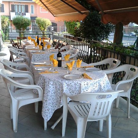 Bed Magnolie Hotel Lainate Ngoại thất bức ảnh